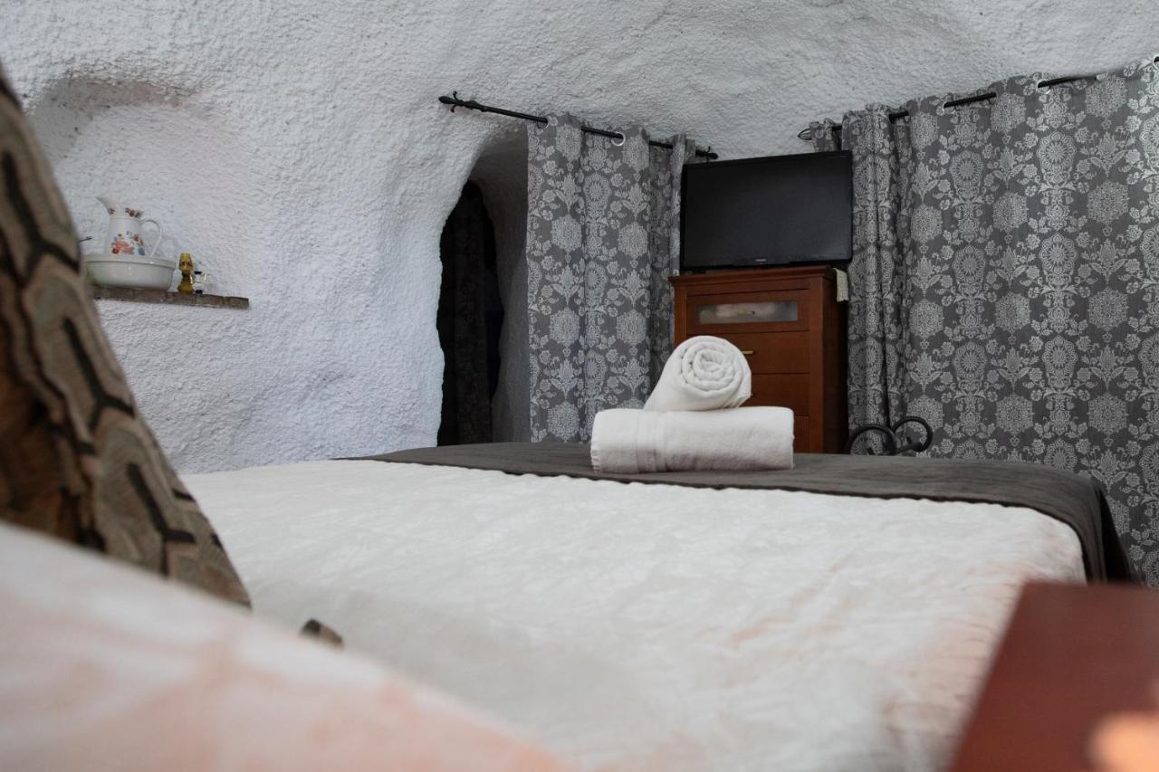 Casa Cueva Con Encanto * Terque